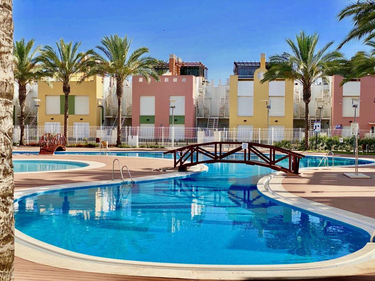ベラAgua Marinas - Tu Atico Con Jacuzzi Privado!アパートメント エクステリア 写真